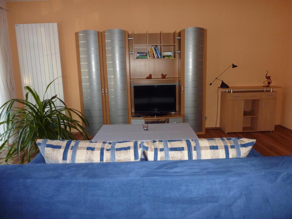 Ferienwohnung Am Deich 布莱克德 外观 照片