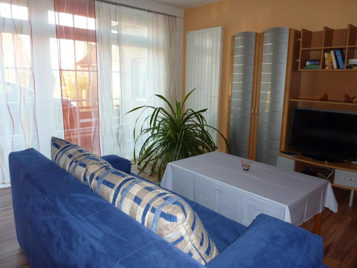 Ferienwohnung Am Deich 布莱克德 外观 照片