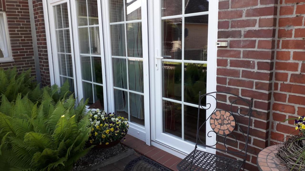 Ferienwohnung Am Deich 布莱克德 外观 照片